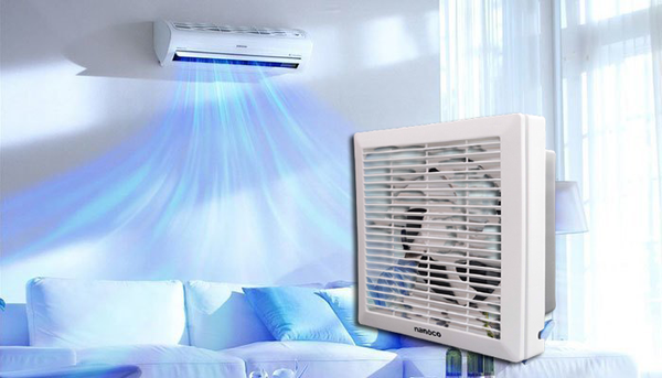 lắp điều hòa có cần quạt thông gió