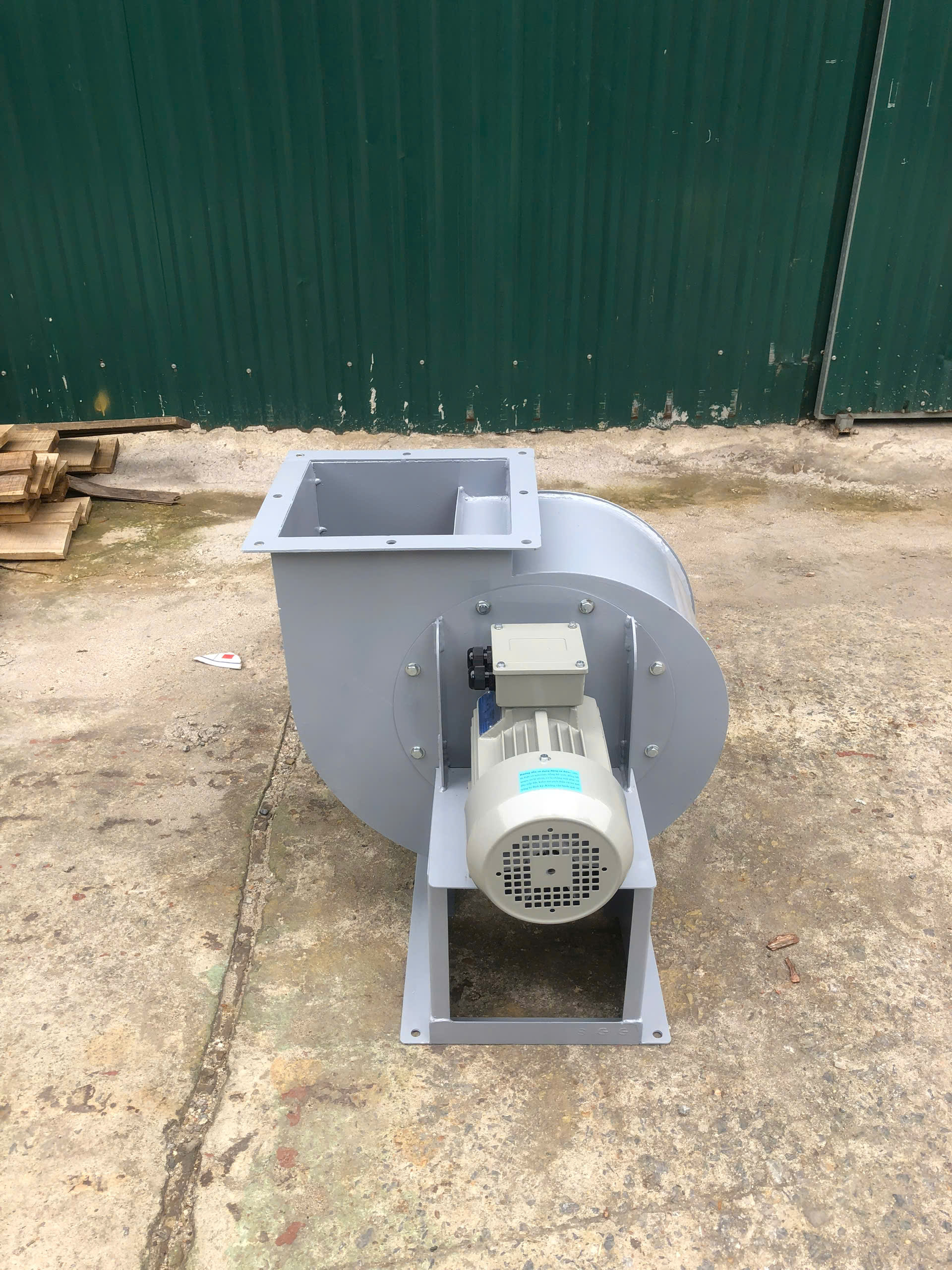 Quạt ly tâm hút bụi HT 2.2KW (380V) 2 quạt ly tâm hút bụi