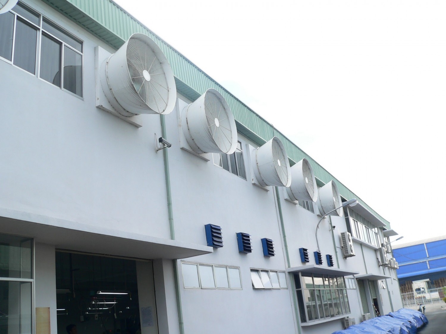 thi công quạt hút công nghiệp 3